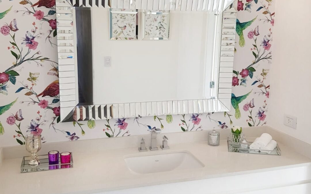 CÓMO ELEGIR EL ESPEJO DE TU BAÑO