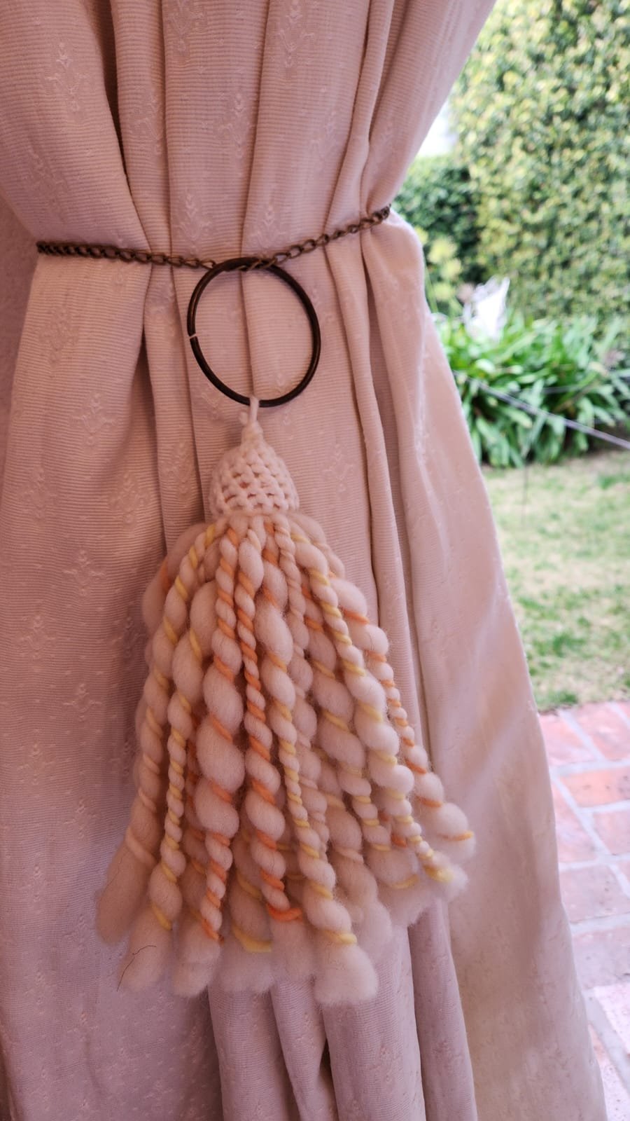 Borla de Lana Artesanal